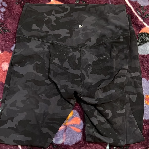 Lululemon size 8 - Picture 2 of 2